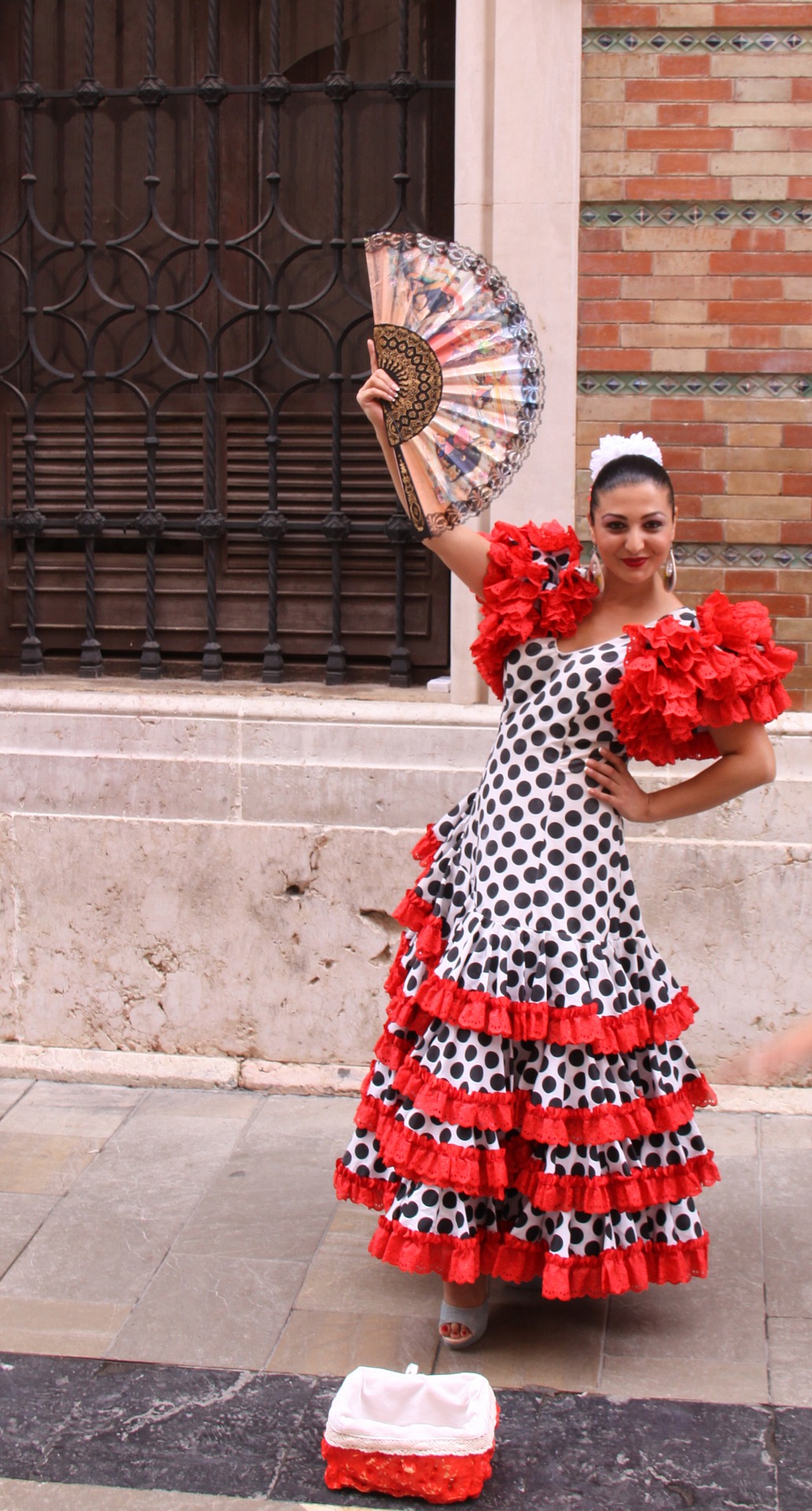 La música folklórica forma parte de la cultura española, conocela